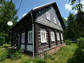 Others 4 Holiday Home in Stare Krecany With Fenced Garden