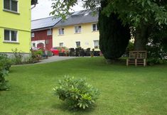 Others 7 Charming Flat in Sebnitz With Garden
