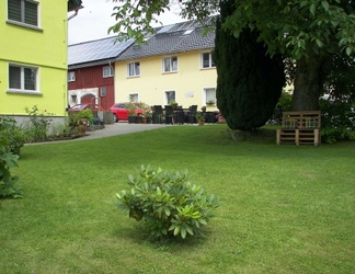 Others 2 Holiday Home in Saxon Switzerland - Quiet Location, big Garden, Grilling Area