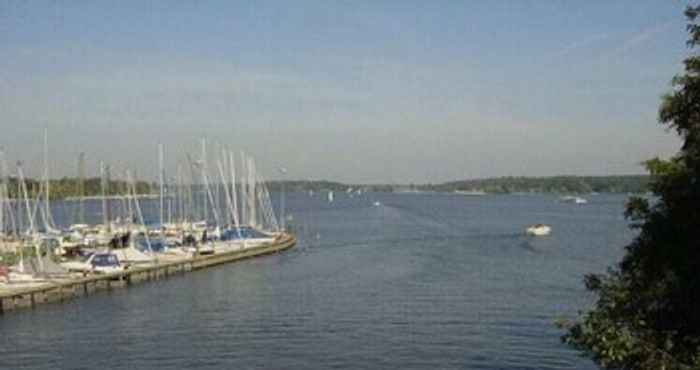 Others Striking Apartment near Lake in Wannsee