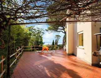 Others 2 Exquisite Villa in Montefiascone With Garden