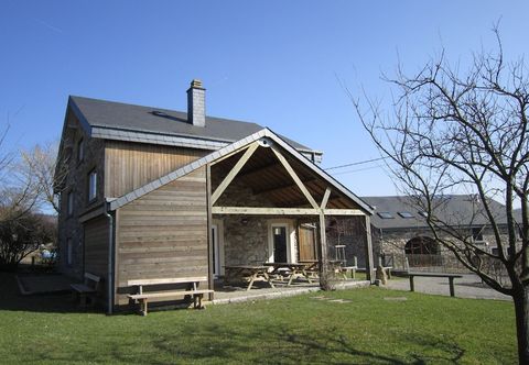 Others Home in Vielsalm With Sauna