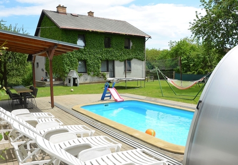 Others Luxury Villa in Zelenecka Lhota With Private Pool