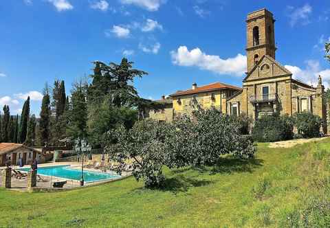 Khác Appealing Holiday Home in Ciggiano With Private Pool