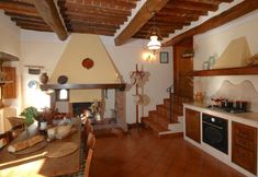 Others 3 Agriturismo near Cortona with Spacious Garden & Swimming Pool