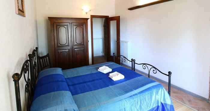 Lainnya Elegant Farmhouse in Bagnoregio With Swimming Pool for 10-12 Guests