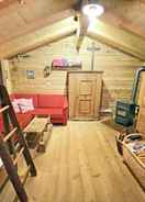 Imej utama Cozy Eco Friendly Chalet with Countless Extras near Lake in Asten