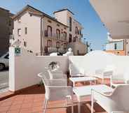 Others 6 Modern Apartment in Rimini With Balcony