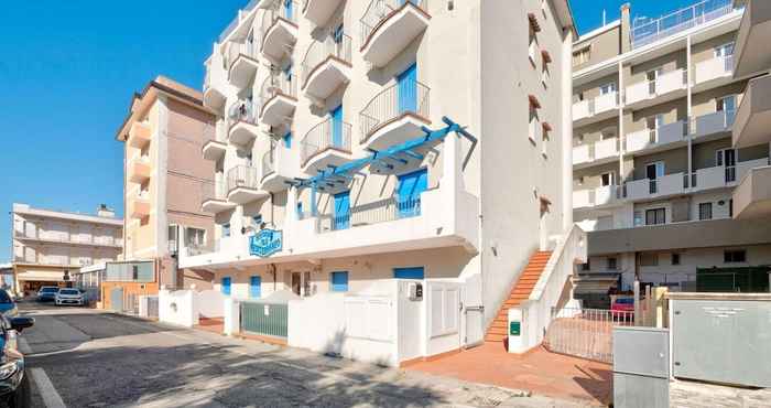 Lain-lain Modern Apartment in Rimini With Balcony