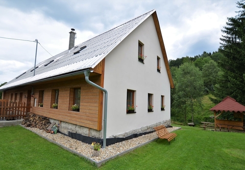 Others Comfortable Holiday Home With Sauna and Billiards, Near the Slopes