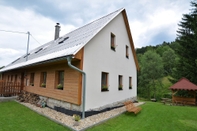 Others Comfortable Holiday Home With Sauna and Billiards, Near the Slopes