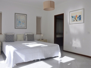 อื่นๆ 4 Comfortable Holiday Home in Vilamoura With Pool