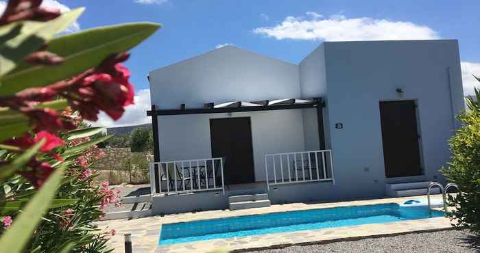 Others Cozy Villa With Pool and Parasol in Kirianna