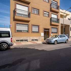 Primary image1Lovely Apartment in Aguadulce near Playa da Ventilla,Meeting Point Language School (Language School)飯店