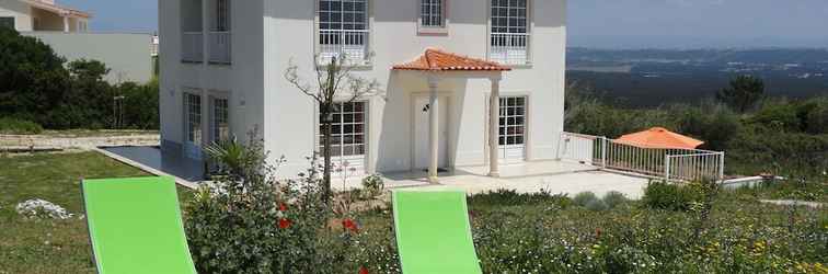 Lainnya Attractive Villa in Caldas da Rainha With a Terrace and bbq