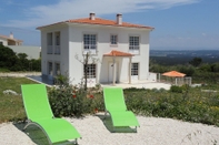 Lain-lain Attractive Villa in Caldas da Rainha With a Terrace and bbq