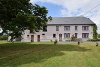 Lain-lain Rural Renovated Farmhouse With Large Garden