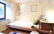 Lainnya 5 Quaint Holiday Home in Beauraing Belgium With Private Garden