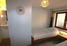 Others 4 Lavish Cottage With Sauna in Manhay