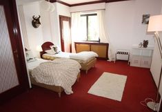 Others 5 La Roche Riverside Mansion