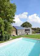 Imej utama Luxurious Detached Villa in Vielsalm With Swimming Pool
