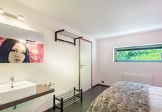 Others 2 Holiday Home in Noiseux With Indoor Pool