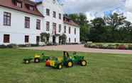 Others 7 Historic Apartment in Gerdshagen With Garden