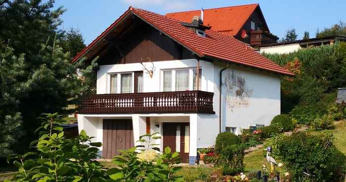 Lain-lain Cosy Holiday Home in Hinternah, Thuringia, With Balcony and Garden