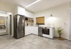 Others 3 AirTLV Sirkin Apartment