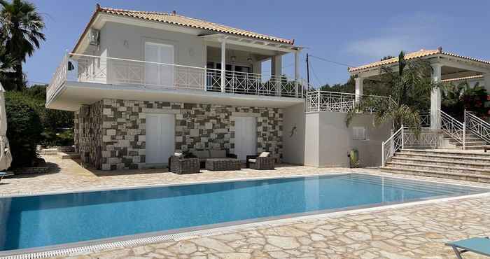 Others Luxurious Villa in Peloponnese With Large Private Pool