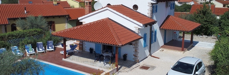 Others Nice Holiday House With Private Pool & Roof Terrace