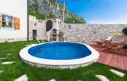 Others 2 Gorgeous Holiday Home With Pool and Terrace