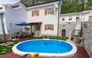 Others 3 Gorgeous Holiday Home With Pool and Terrace
