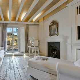 Primary image 1 White Home by Mmega, Hotel Signa