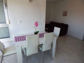 Others 4 Homely Apartment in Trogir near Beach