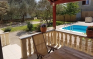 Others 5 Charming Holiday Home in Zemunik Donji With Pool