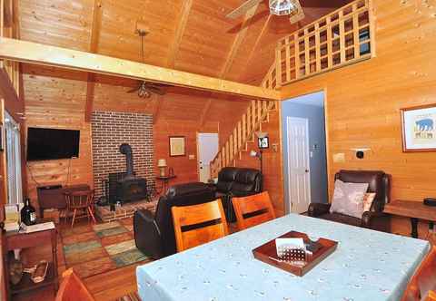 Lainnya Rosies Creekside Retreat - 3 BR Escape!