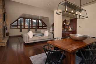 Others 4 Platinum Vail Solaris 3 Bedroom With Den Vacation Rental Set at the Base of the Mountain Just Steps From the Gondola