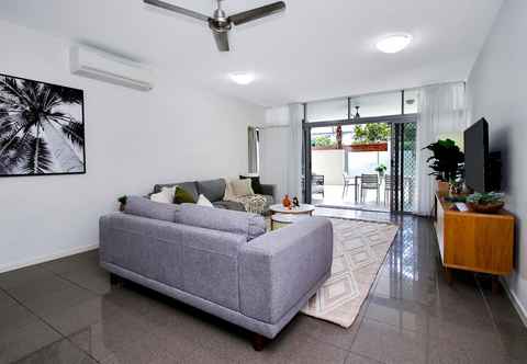 อื่นๆ Stunning Ground Floor City Apartment 104