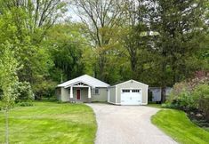 Lain-lain 6 4358 W. Lake Road 3 Bedroom Home by RedAwning