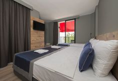 Others 3 Pure Blanche Hotel