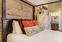 Others 3 Seclusion Retreat