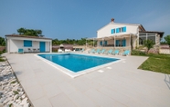 Others 3 Villa Tanga near Rovinj with Pool