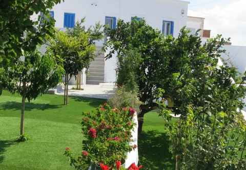 Khác Andonis House in Pitrofos Andros Island