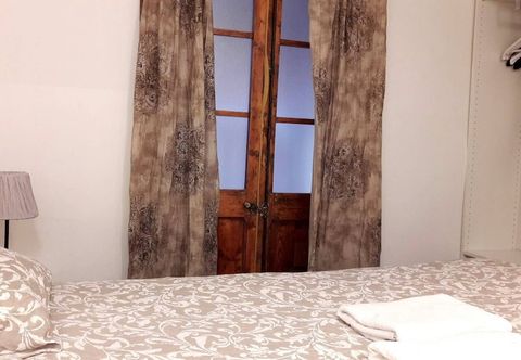 Others Born Rustic Style 11 Apt