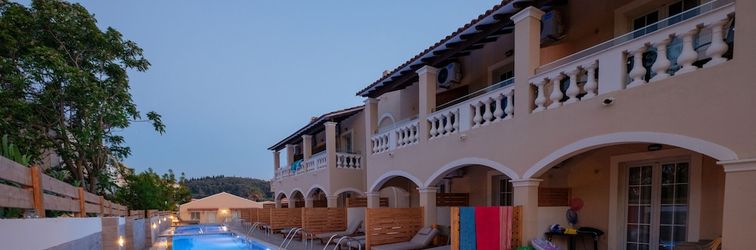 기타 Akron Seascape Resort