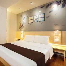 Room 1 7Days Inn Hotel (Jiangmen Qimingli Square 33 Xu Street), Yuri Hotels