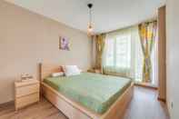 Others Bright and Newly Refurbished Apartment Near Center