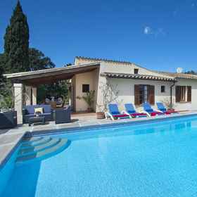 Primary image1私人泳池家庭別墅 Teo,埃斯波尔莱斯飯店