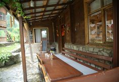 기타 7 Kuspuni Dag Evi